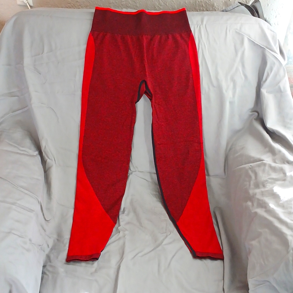 PINK Leggings
